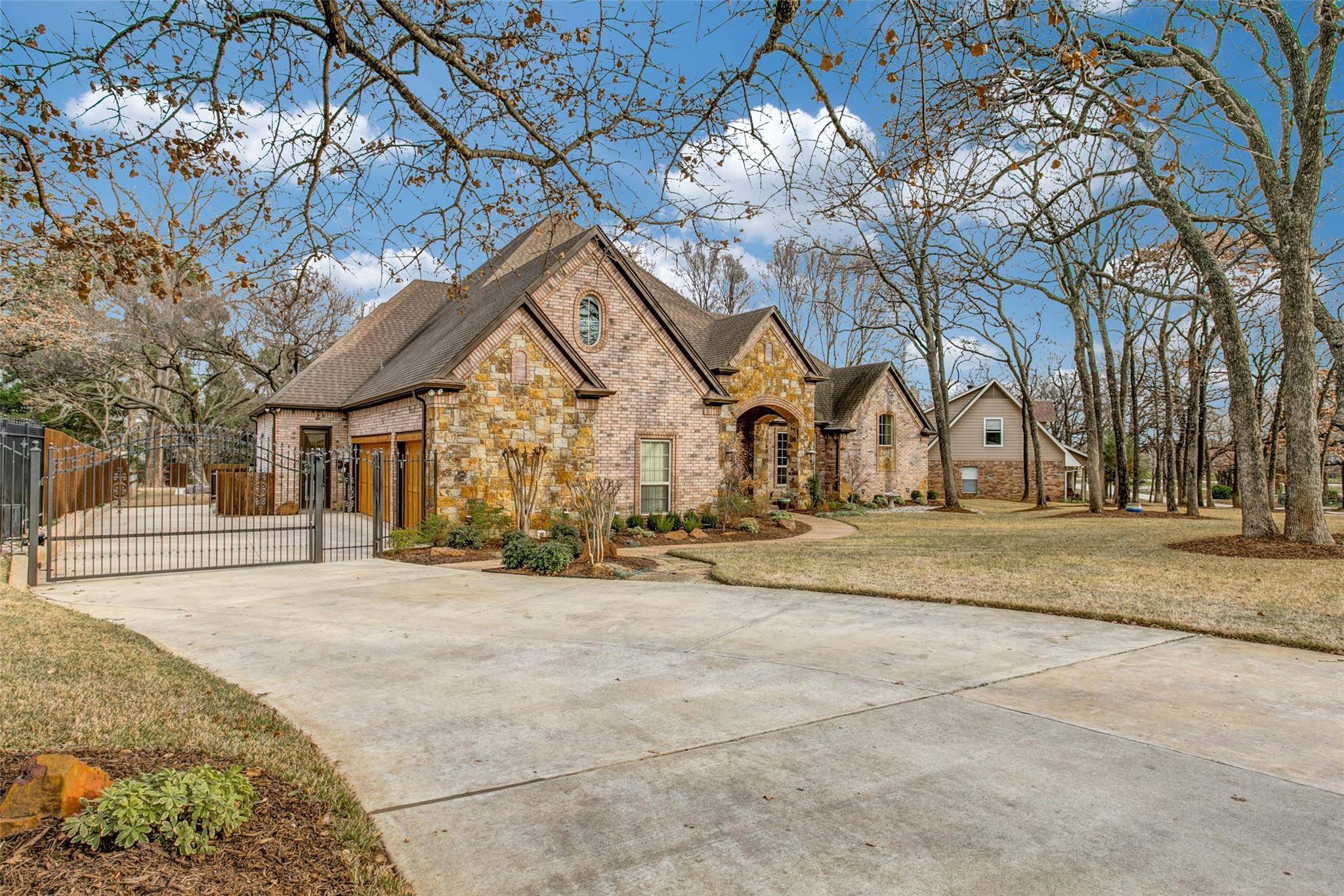 Colleyville, TX 76034,6001 Westcoat Drive