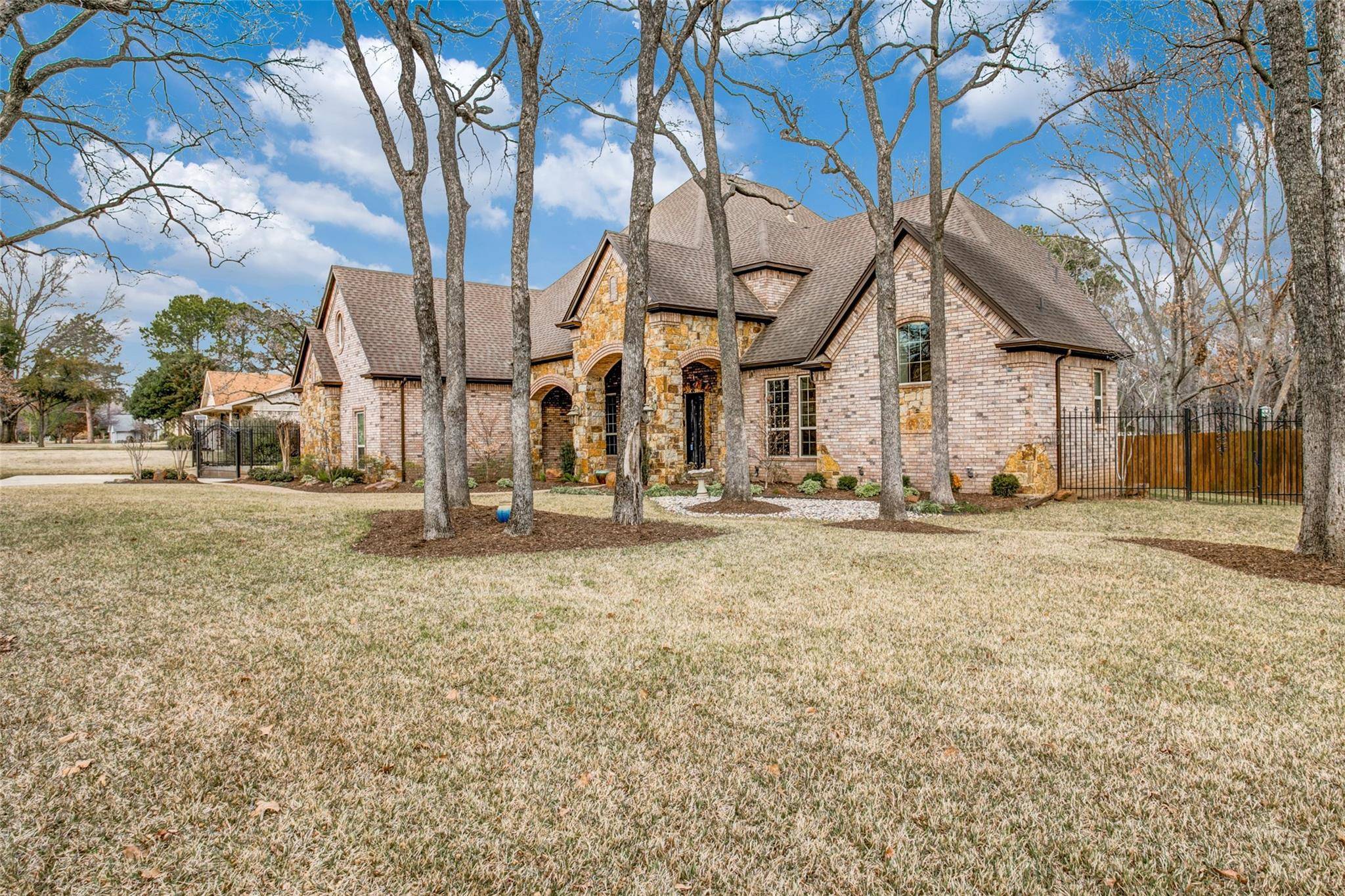 Colleyville, TX 76034,6001 Westcoat Drive