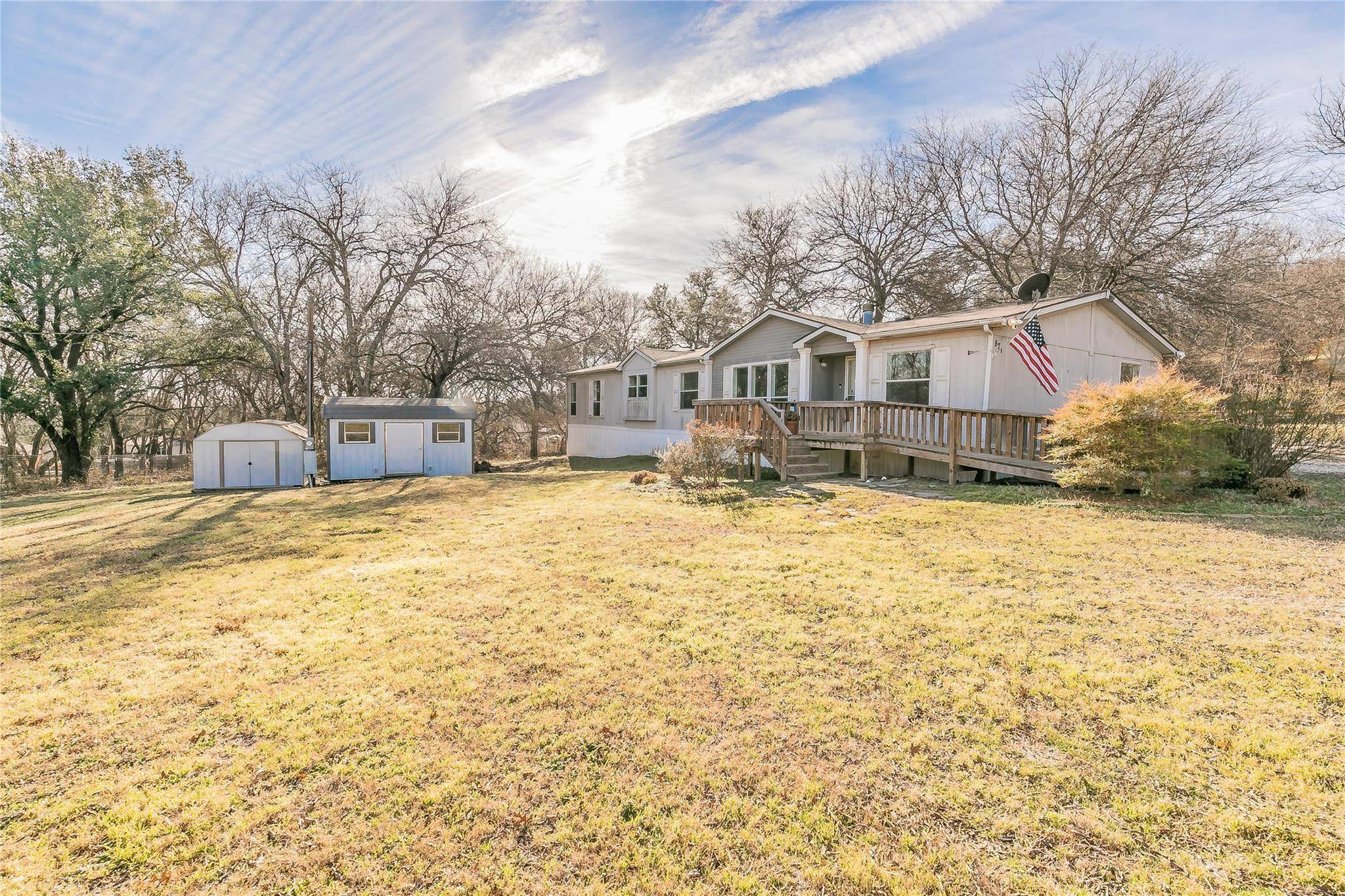 Springtown, TX 76082,871 New Highland Road