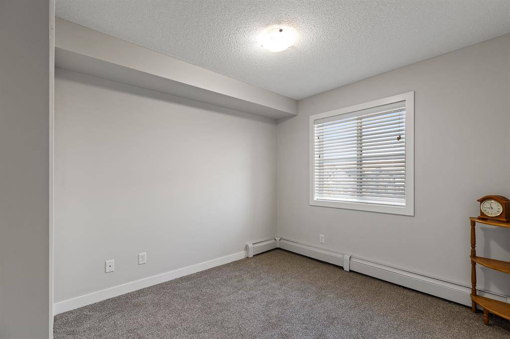 Calgary, AB T2X 2B9,81 Legacy BLVD SE #1316