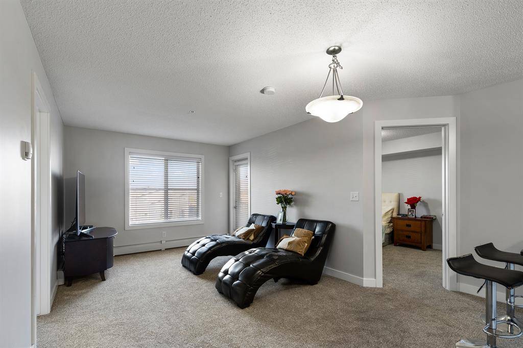 Calgary, AB T2X 2B9,81 Legacy BLVD SE #1316