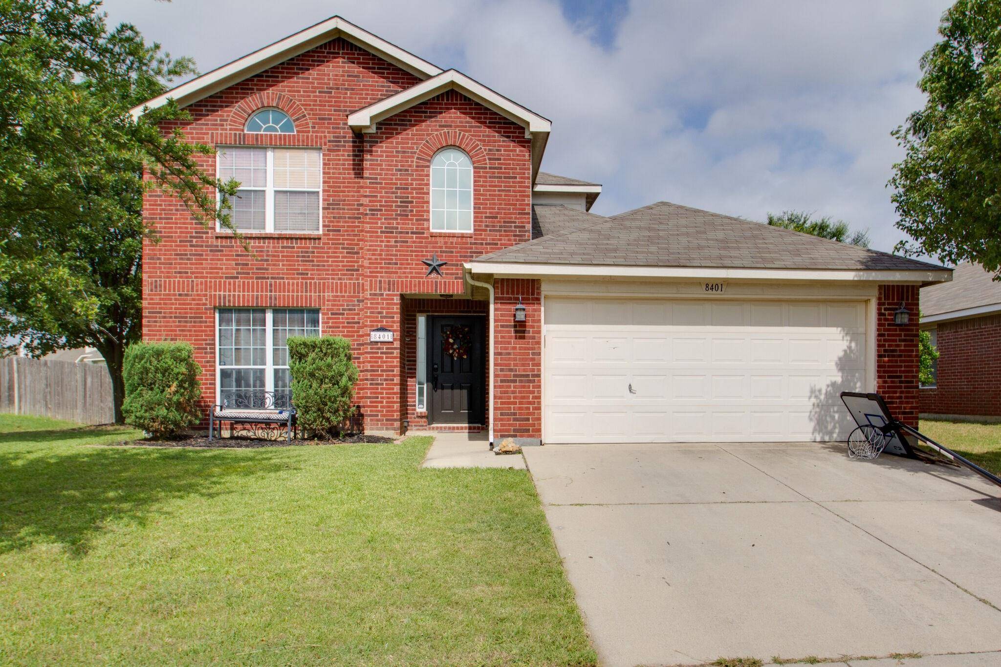 Fort Worth, TX 76131,8401 Horse Whisper Lane