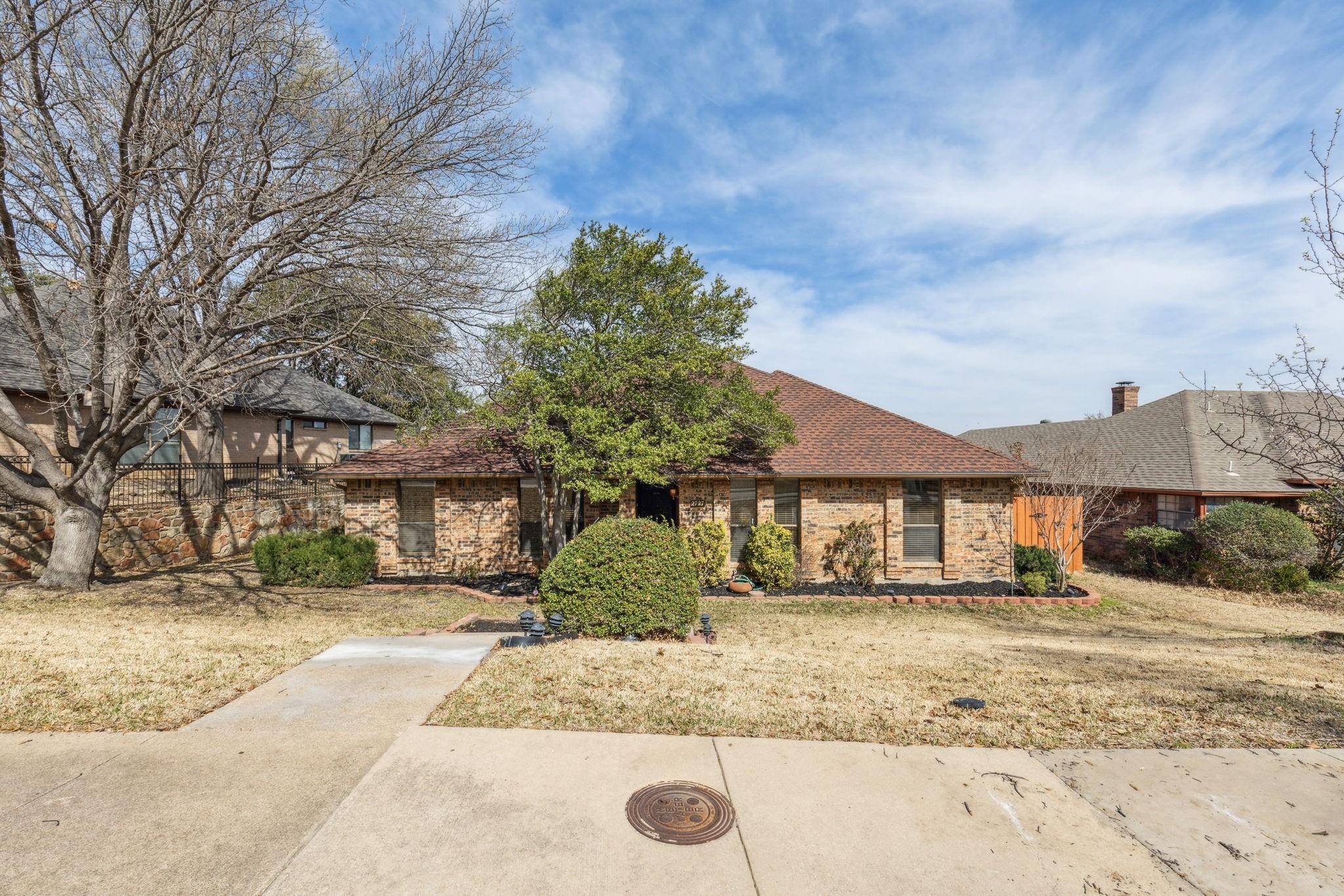 Carrollton, TX 75007,2727 Spyglass Drive