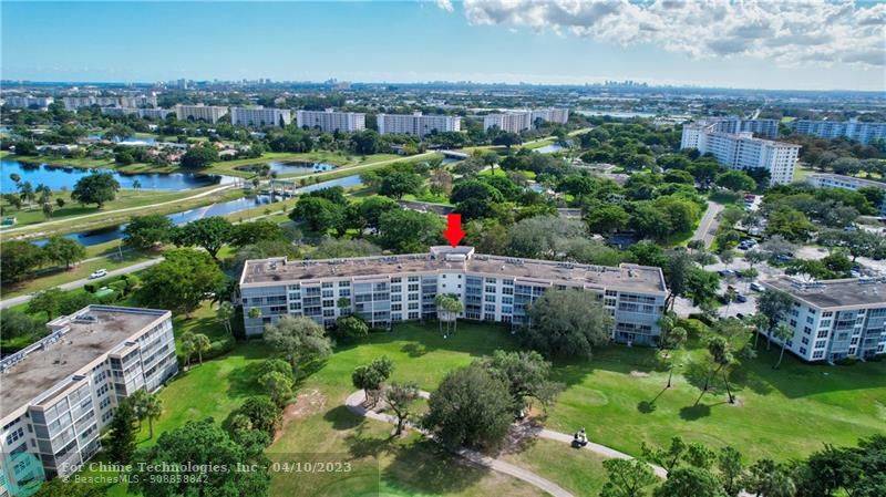 Pompano Beach, FL 33069,545 Oaks Ln  #108