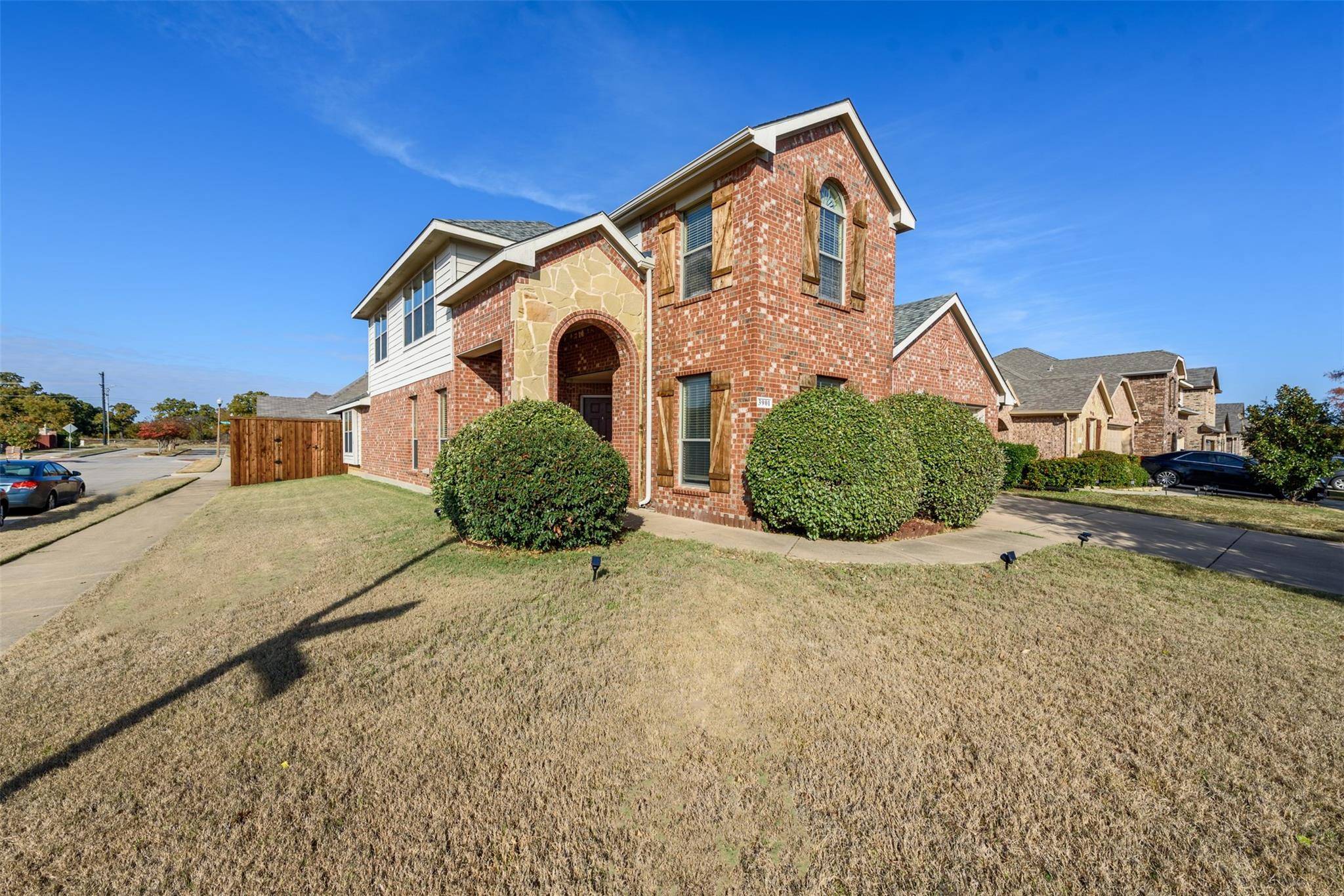 Denton, TX 76208,3901 Trenton Place