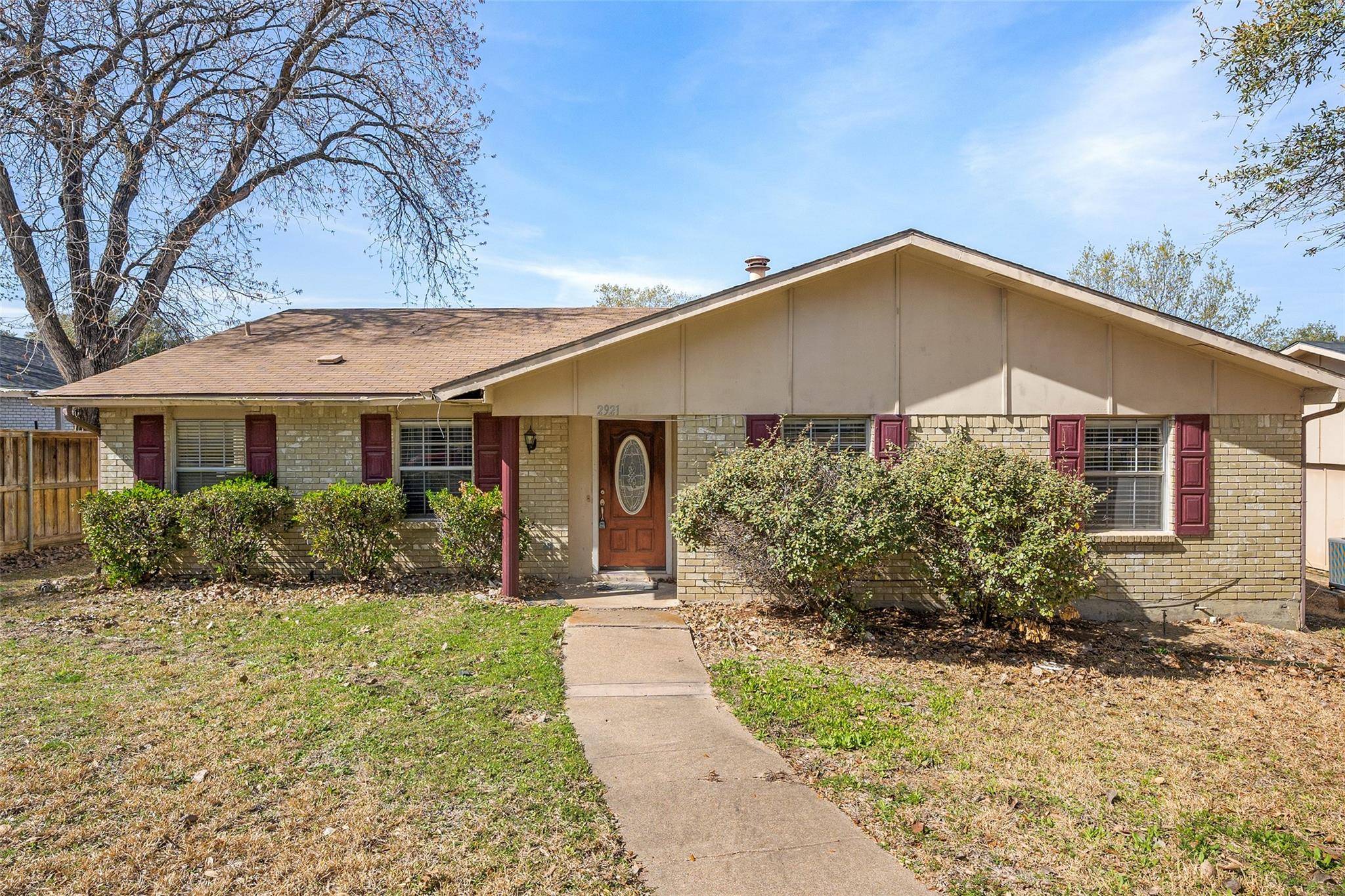 Garland, TX 75043,2921 Emberwood Drive