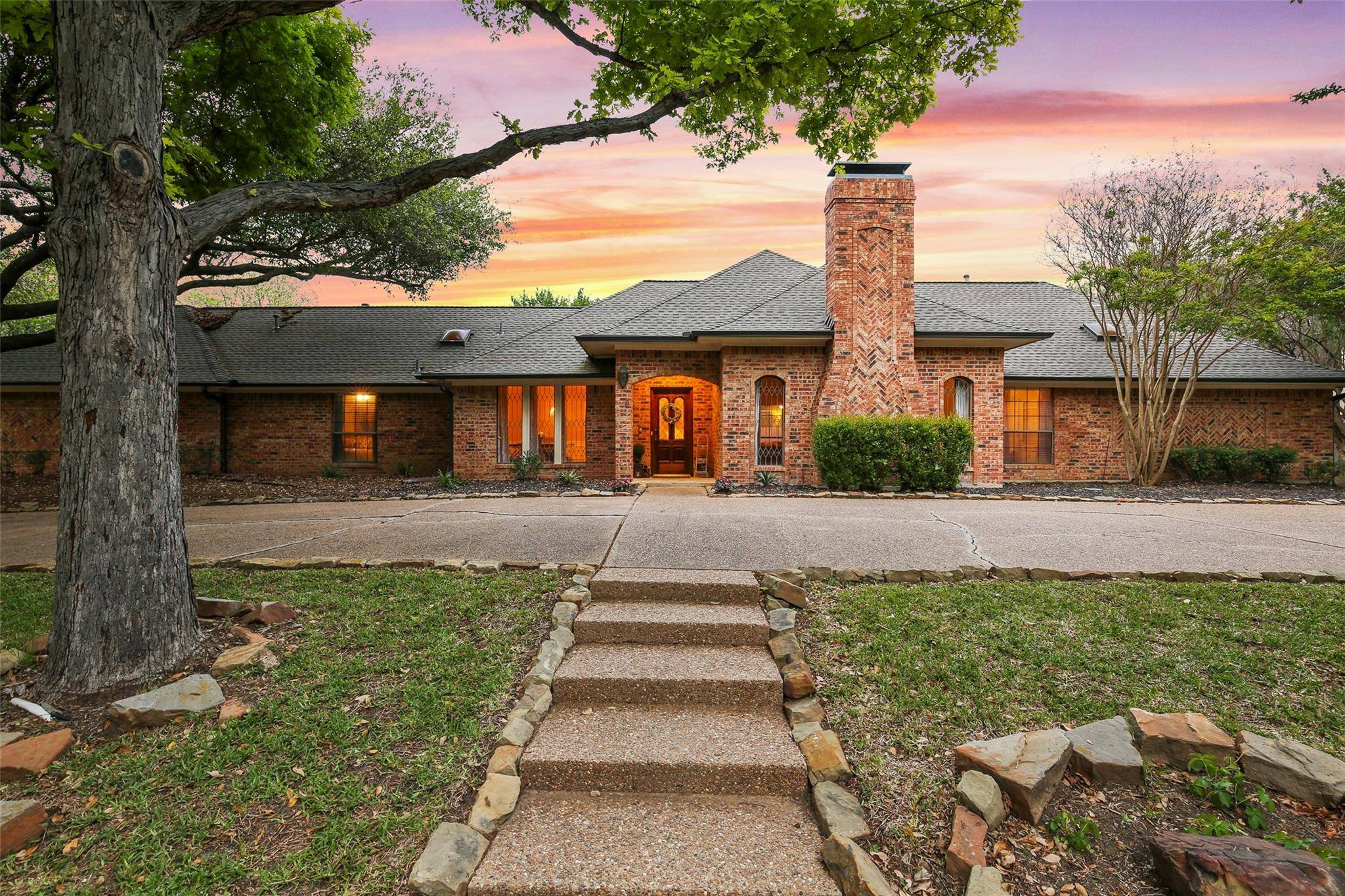 Plano, TX 75074,3901 Leon Drive