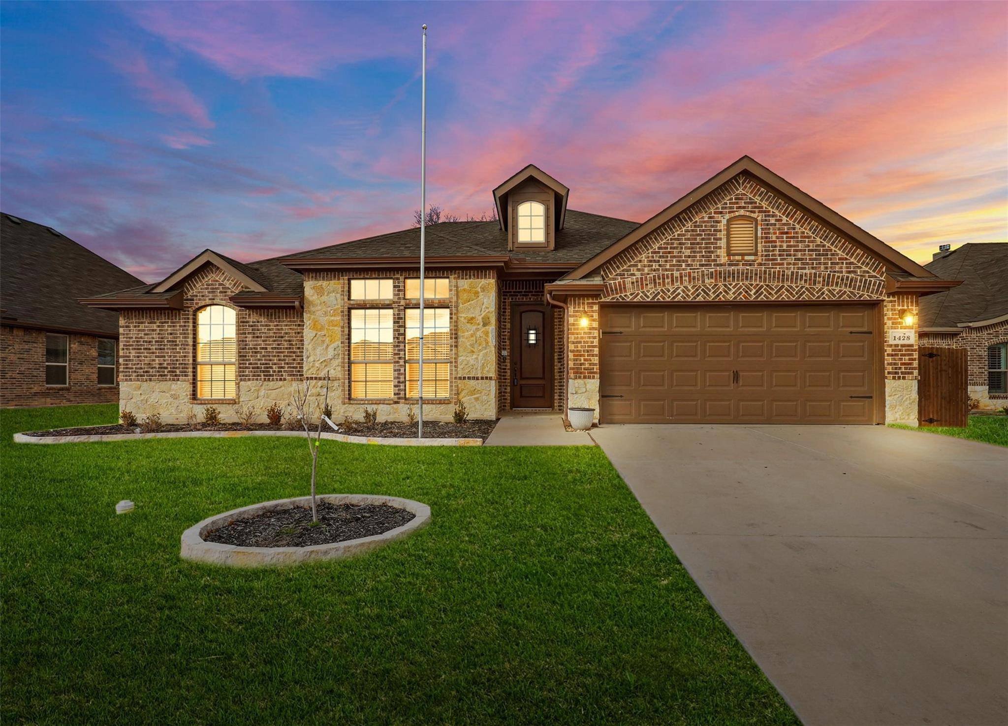 Burleson, TX 76058,1428 Glade Meadows Drive