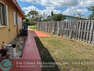 Oakland Park, FL 33334,361 NE 48th St