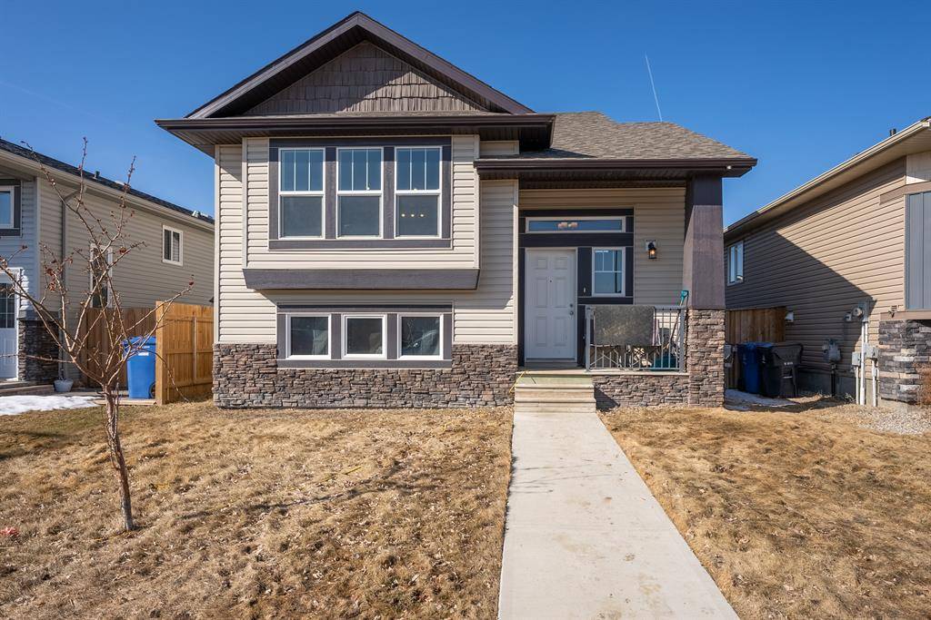 Lethbridge, AB T1J 0L4,104 Mt Sundance CRES W