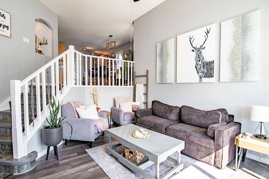 Red Deer, AB T4R 3K7,81 Ireland CRES