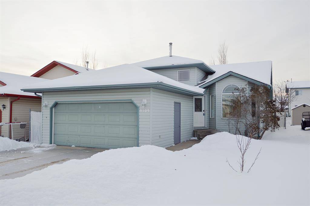 Grande Prairie, AB T8X 1M4,9109 113A AVE