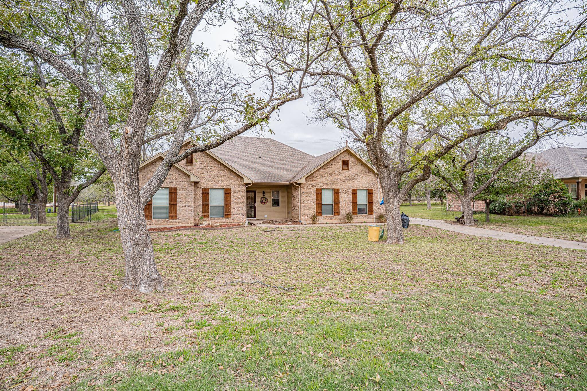 Granbury, TX 76049,10123 Ravenswood Road