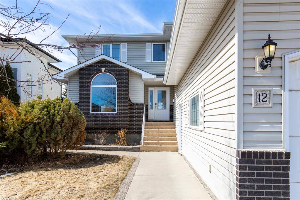 Medicine Hat, AB T1B4S7,12 Stratton Close SE