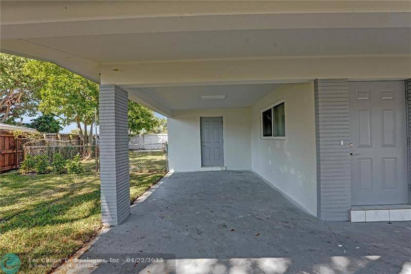 Oakland Park, FL 33334,211 NE 49th St