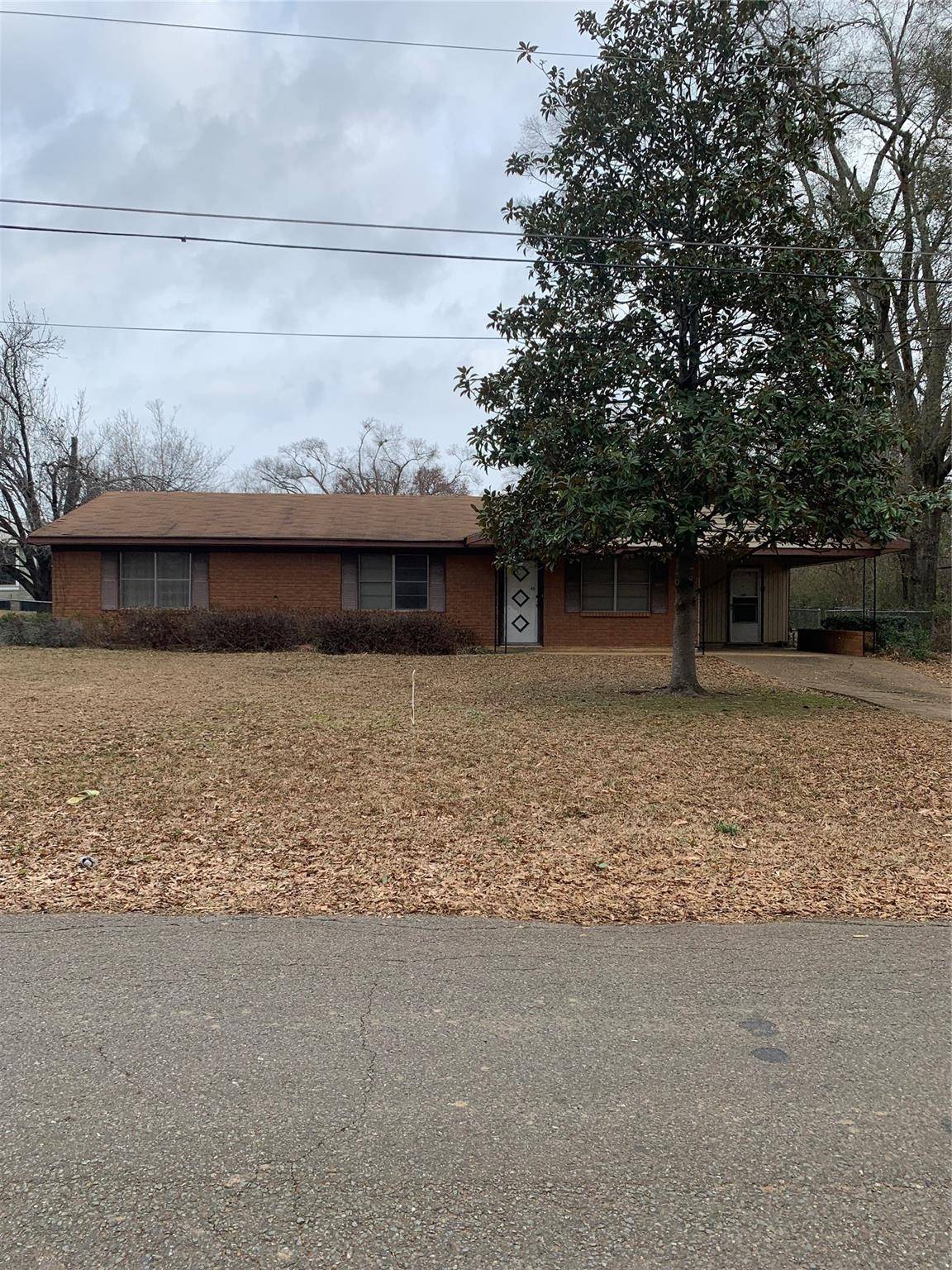 Mansfield, LA 71052,1307 Pegues Street