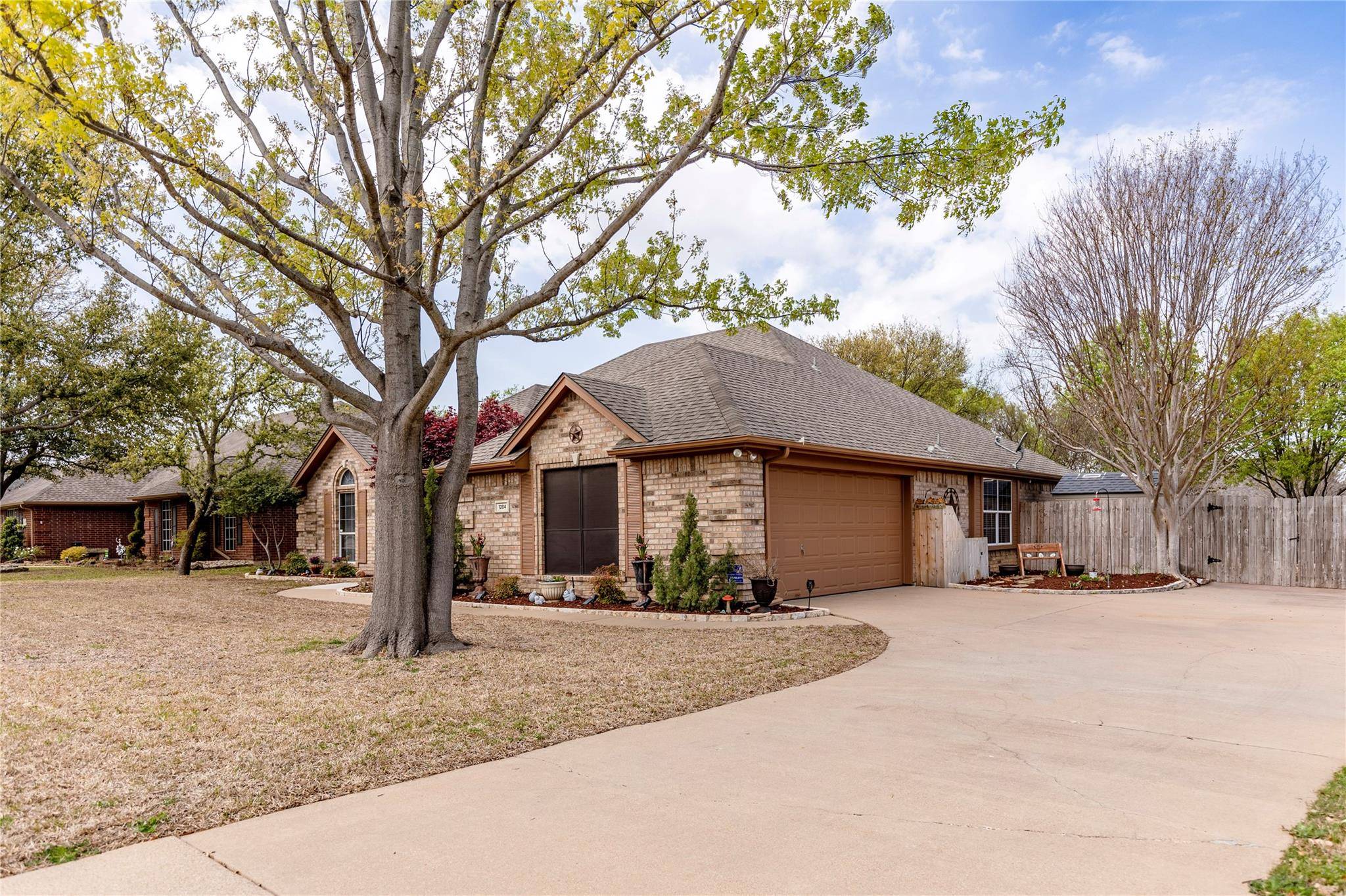 Crowley, TX 76036,1204 Wilderness Trail