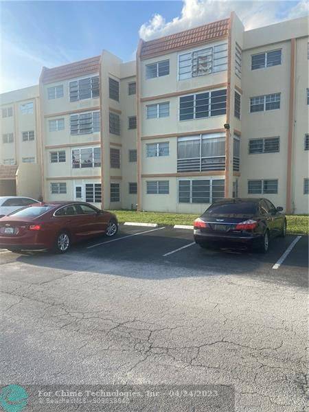 Lauderhill, FL 33313,2401 NW 41st Ave  #310