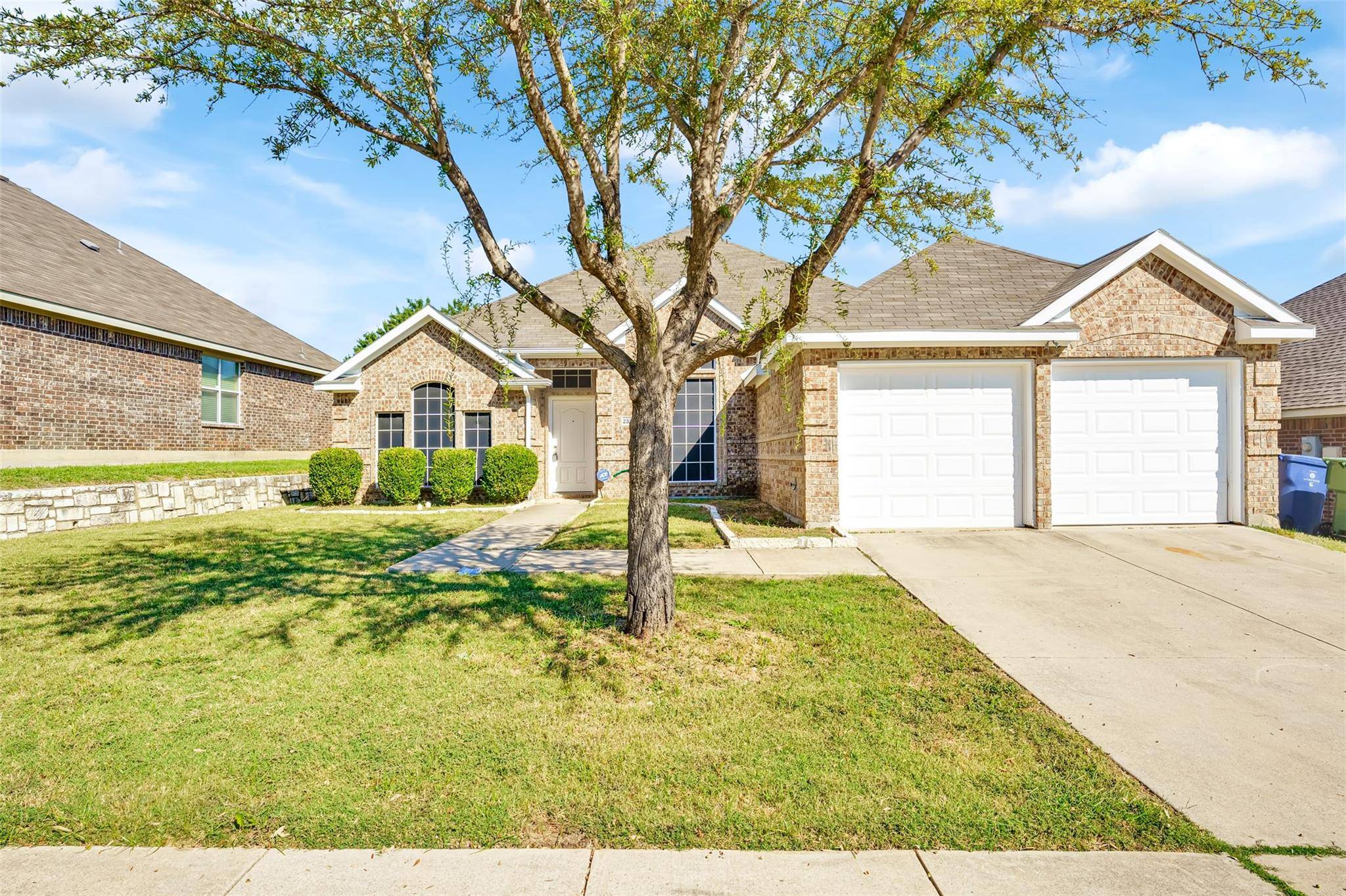 Garland, TX 75040,2333 Lake Hollow Circle