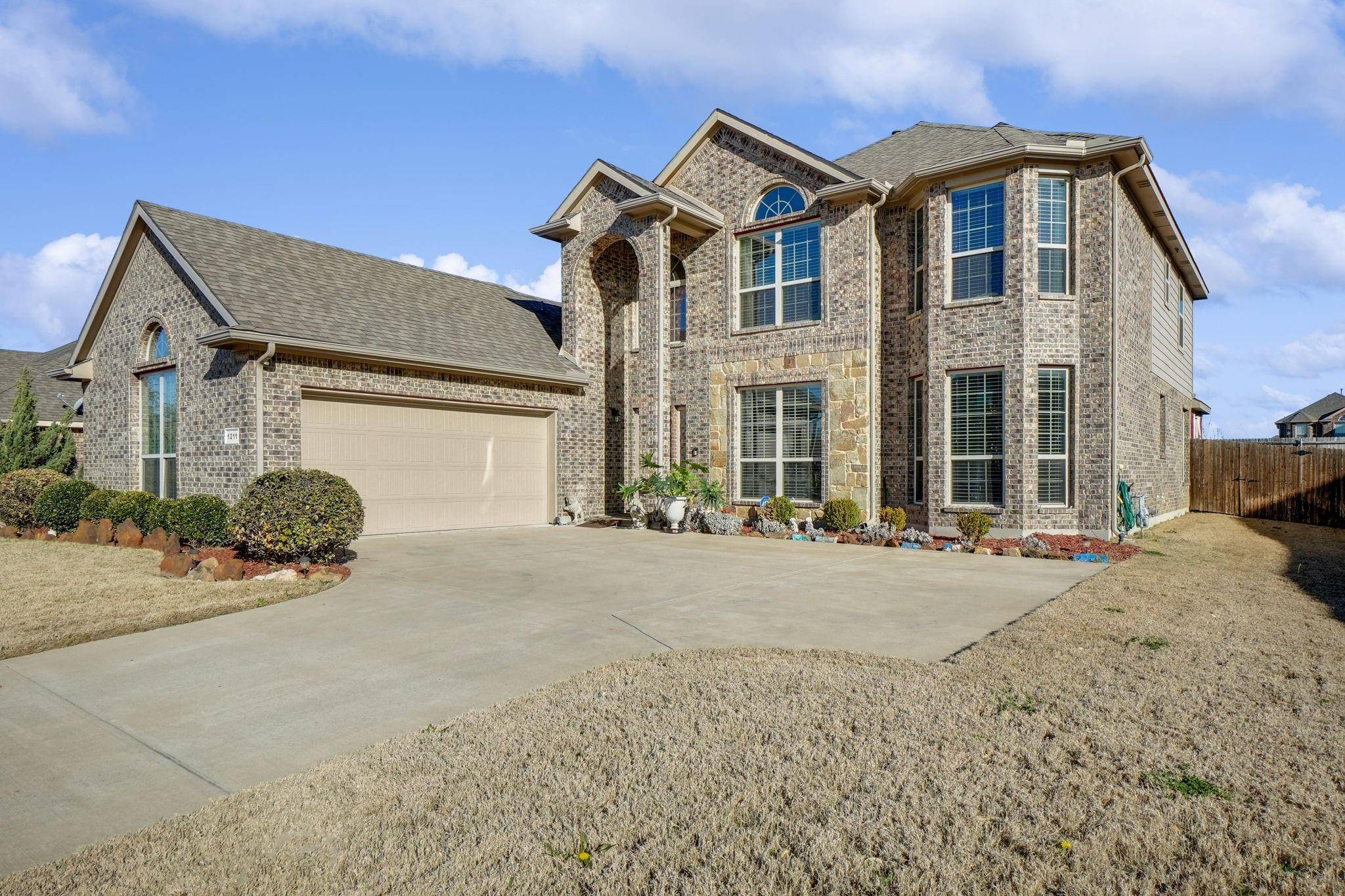 Glenn Heights, TX 75154,1211 Crest Ridge Drive