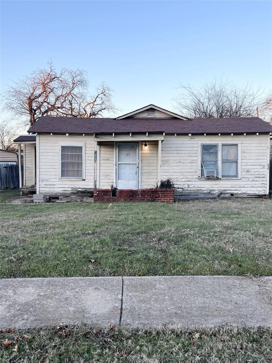 Fort Worth, TX 76104,1247 E Jessamine Street