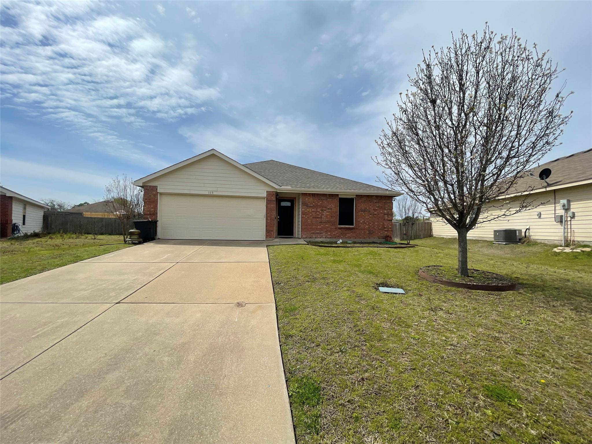 Terrell, TX 75160,113 Live Oak Lane