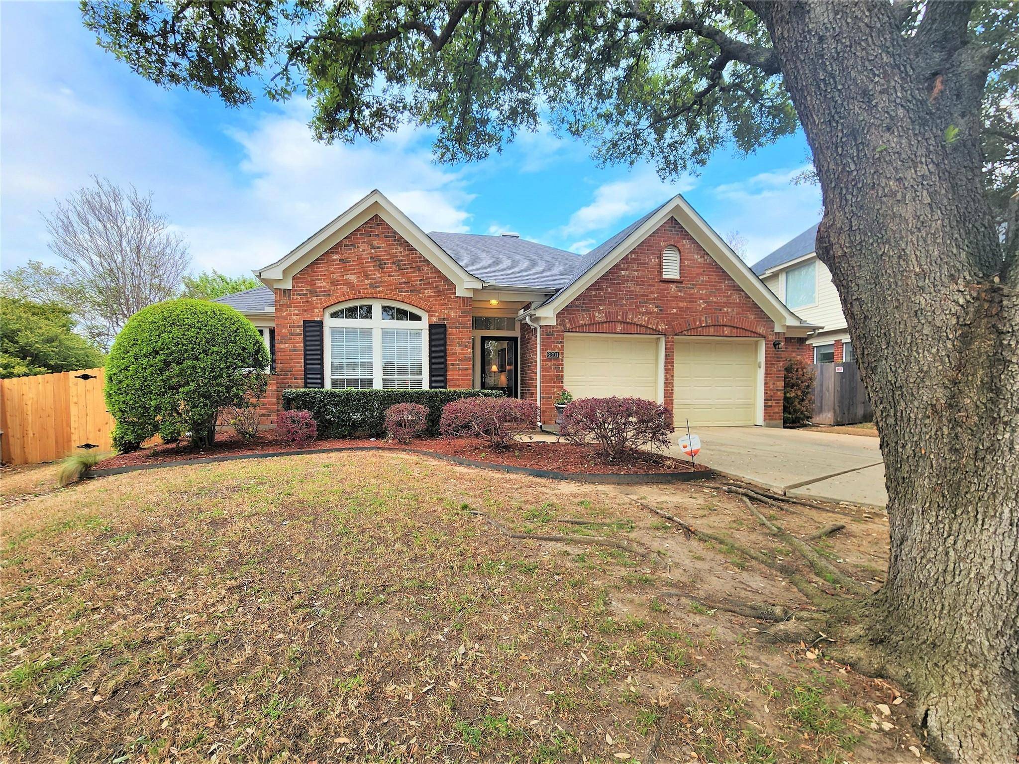 Fort Worth, TX 76132,6301 Greenbriar Lane