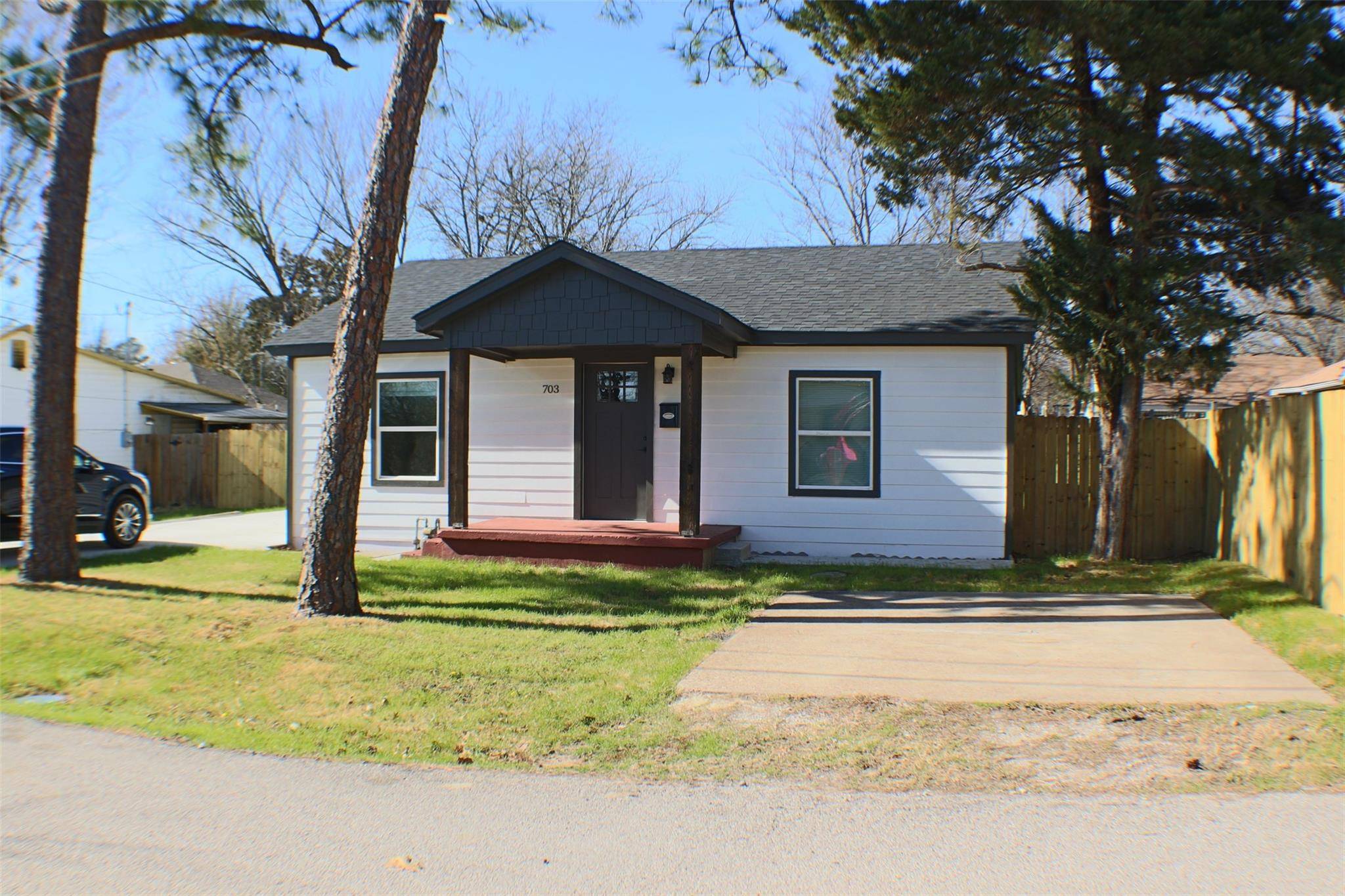 Terrell, TX 75160,703 Crockett Street