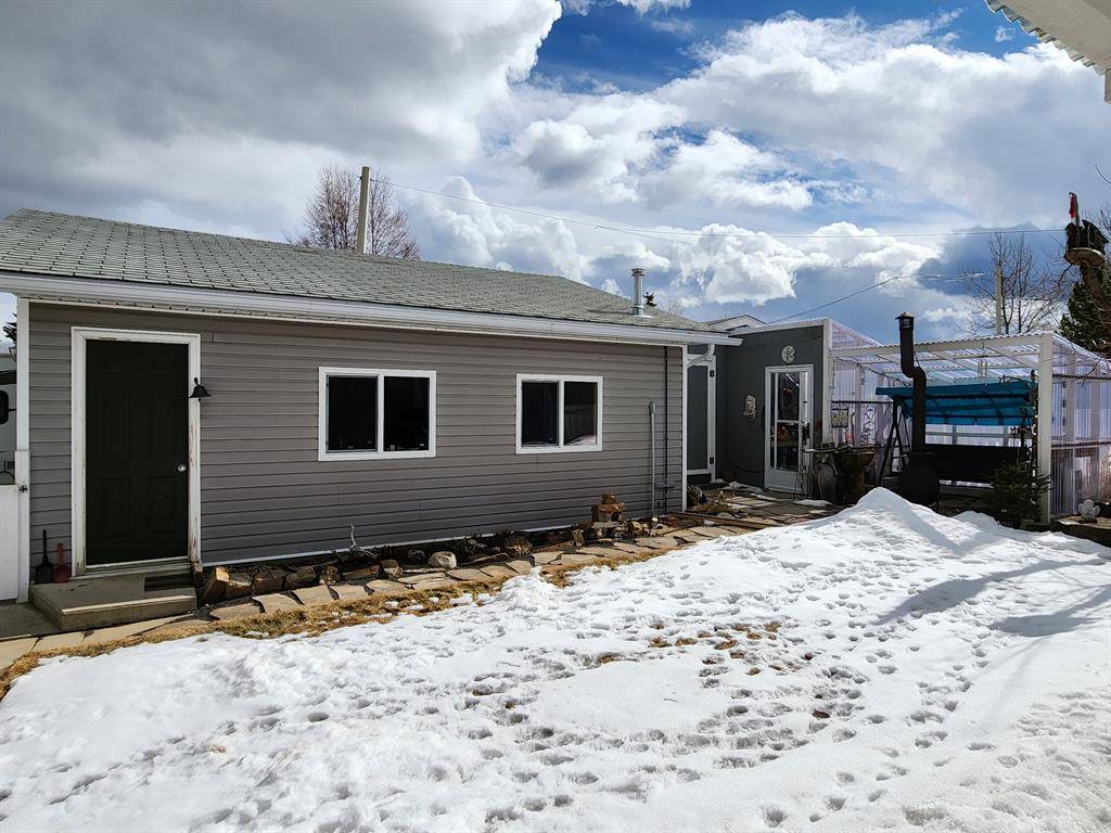 Grande Cache, AB T0E0Y0,11329 Leonard Street