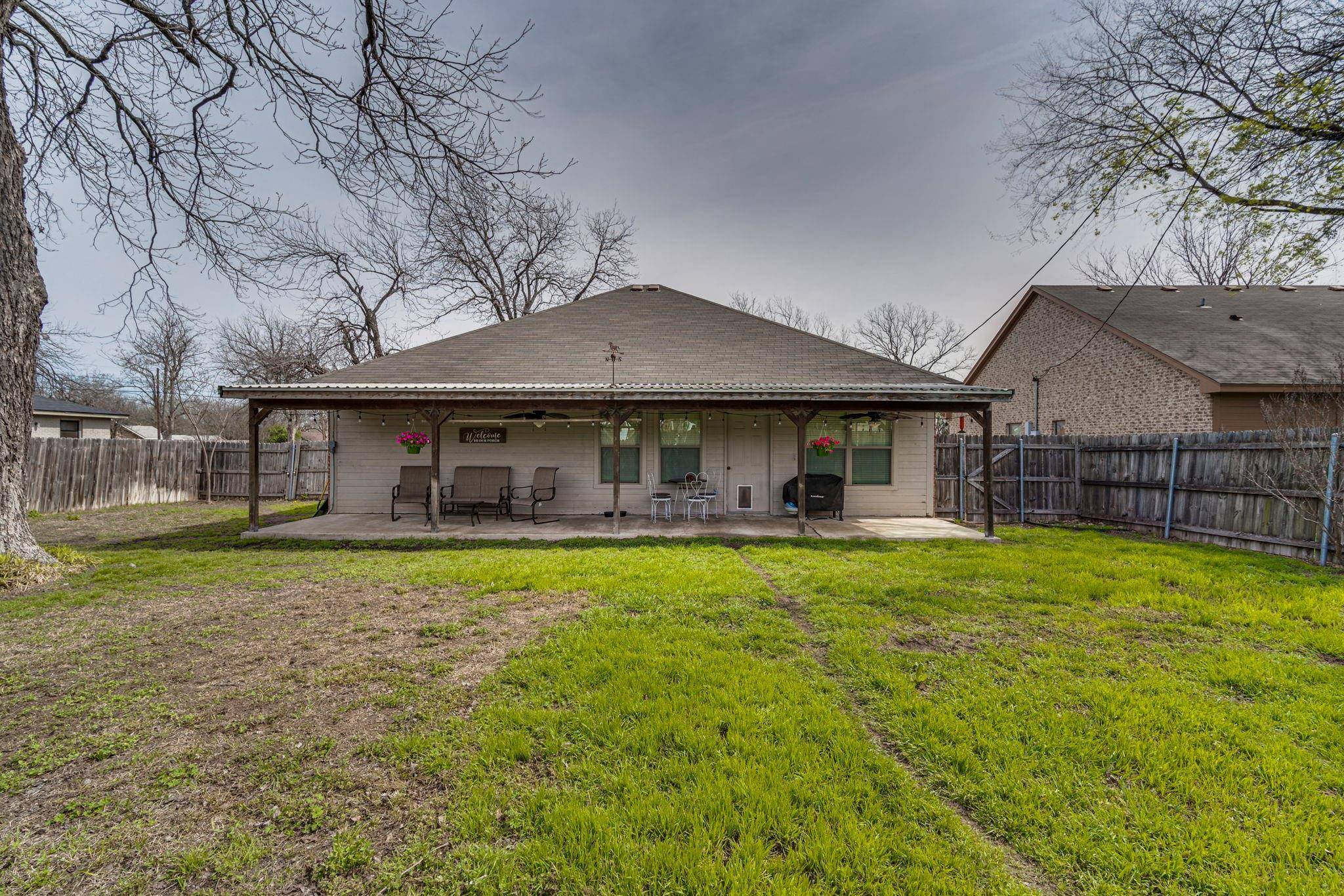 Clifton, TX 76634,607 S Avenue F