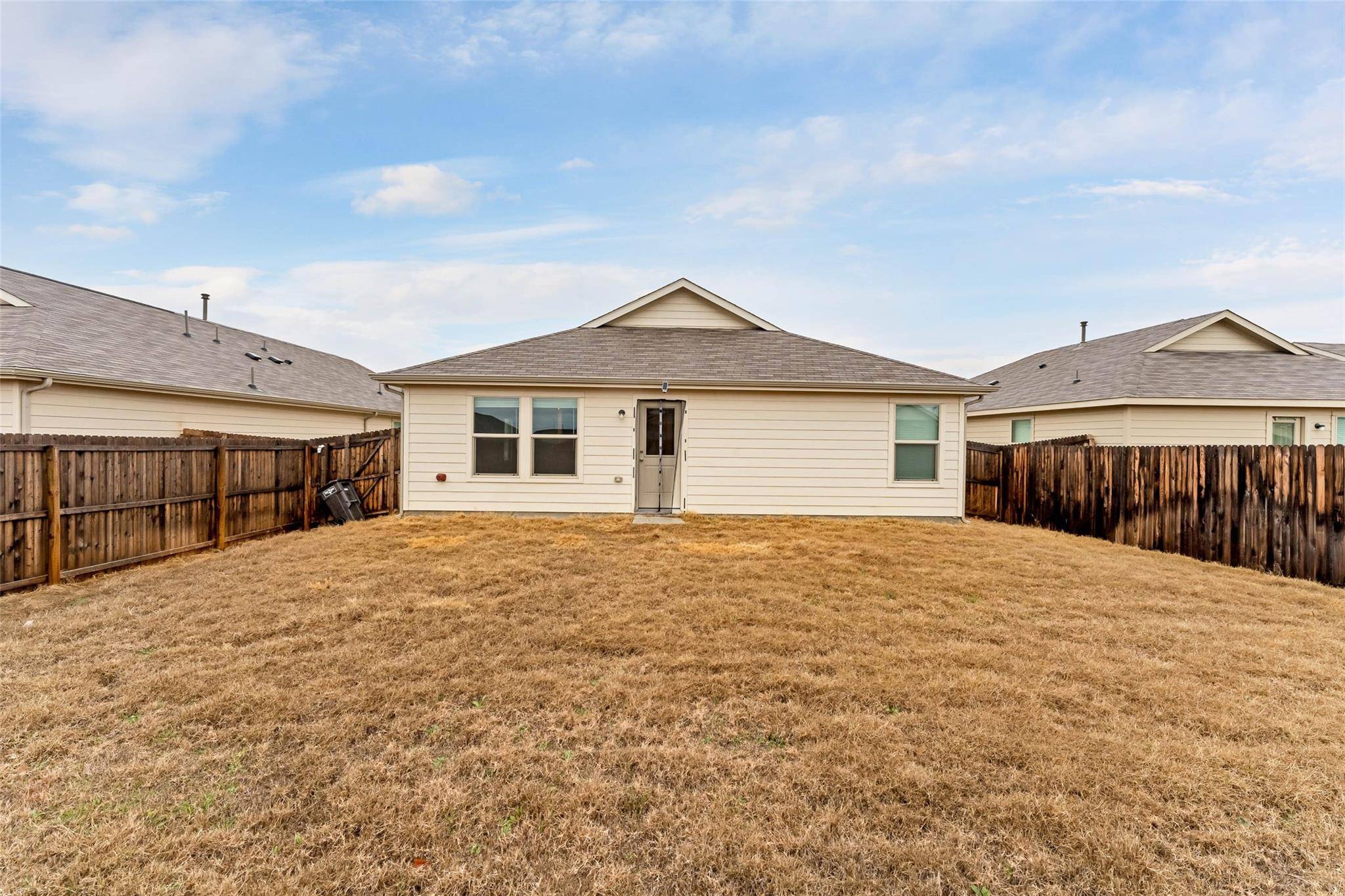 Fort Worth, TX 76052,14332 Cloudview Way