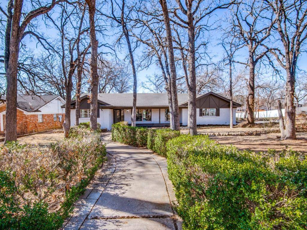 Hurst, TX 76053,1137 Brookside Drive