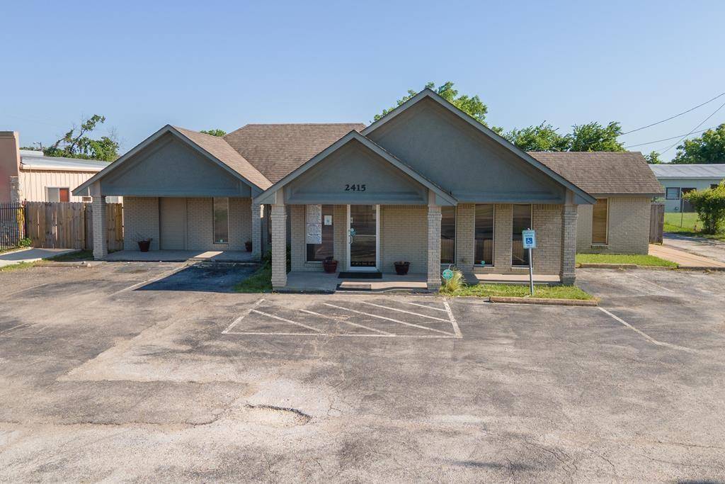 Gun Barrel City, TX 75156,2415 W Main Street