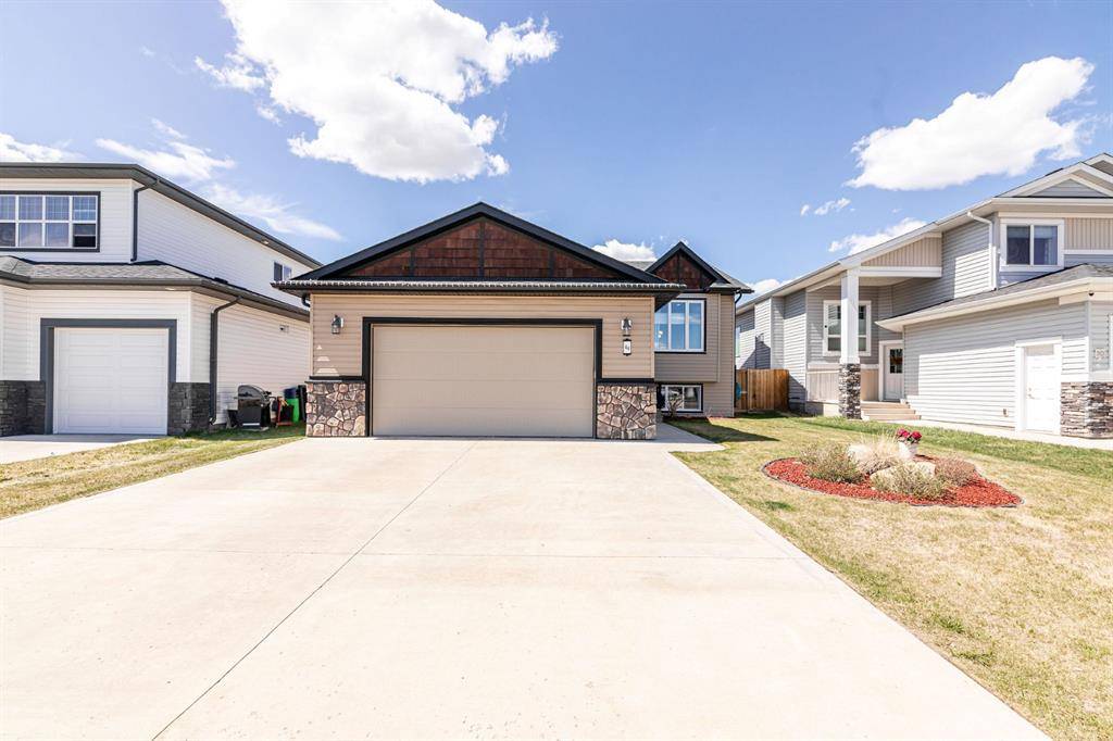 Blackfalds, AB T4M 0J4,46 Woodbine AVE