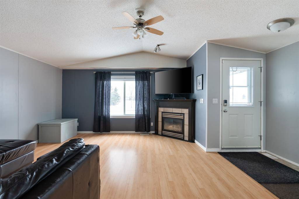 Fort Mcmurray, AB T9K 2N9,173 McTavish CRES