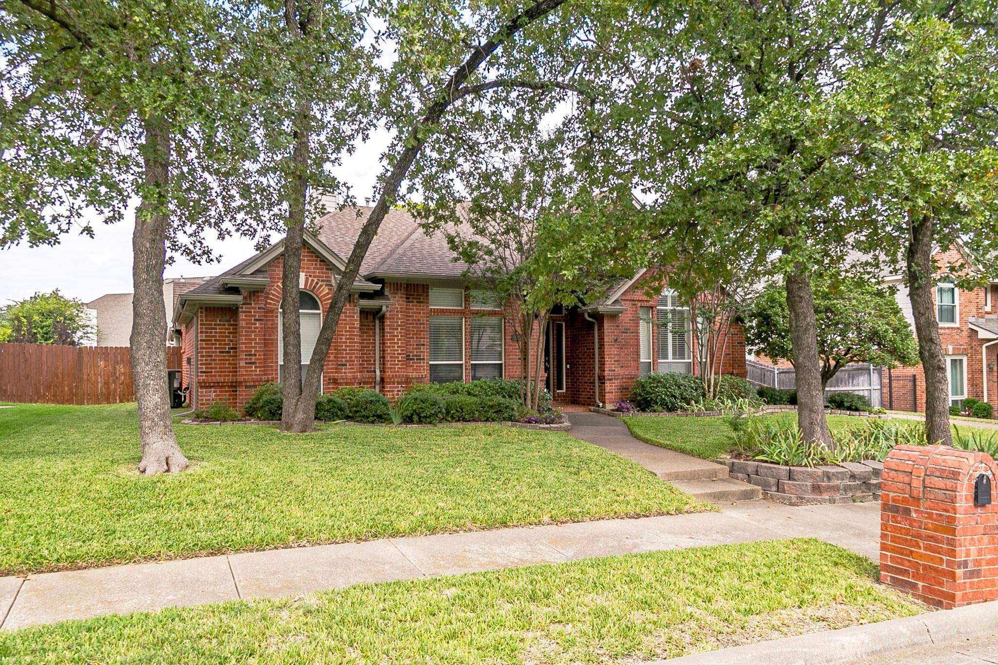 North Richland Hills, TX 76182,8625 Twisted Oaks Way