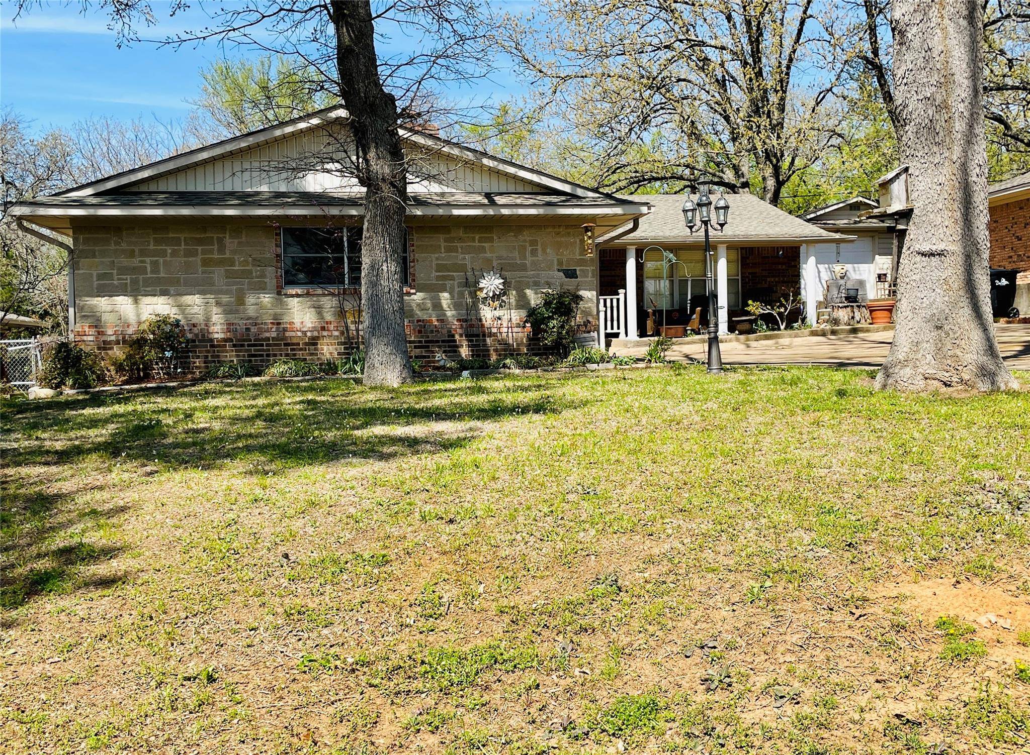 Denison, TX 75020,1339 Crestview Drive