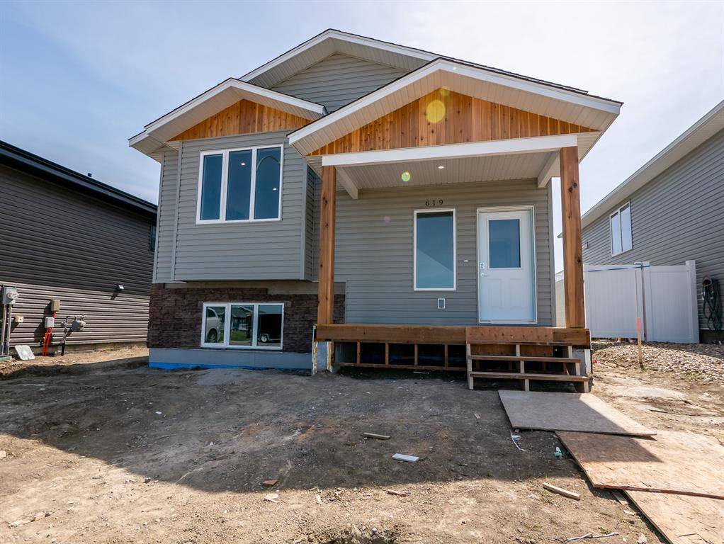 Coaldale, AB T1M0B9,619 Parkside GN