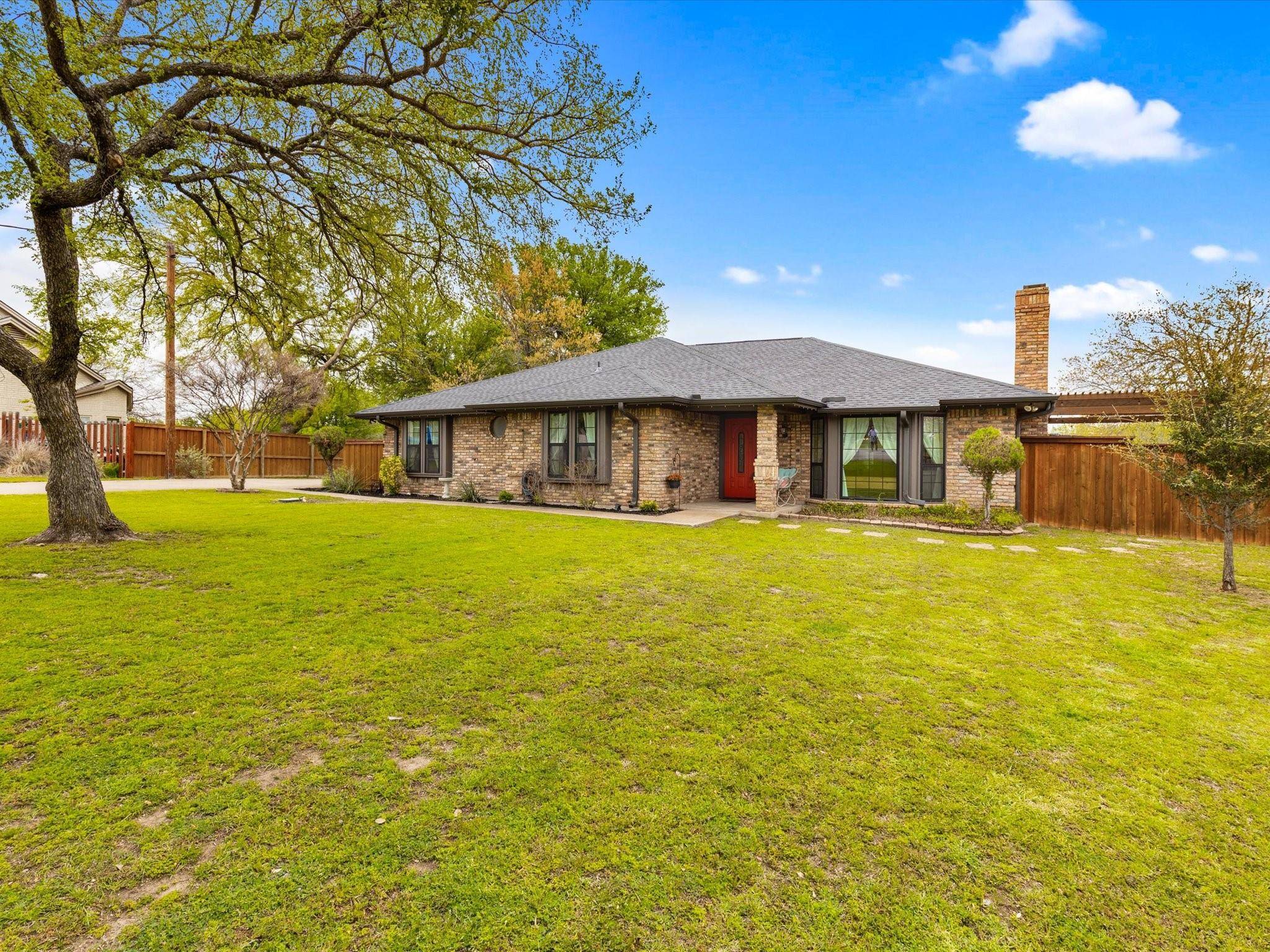 Willow Park, TX 76087,305 Fairway Court