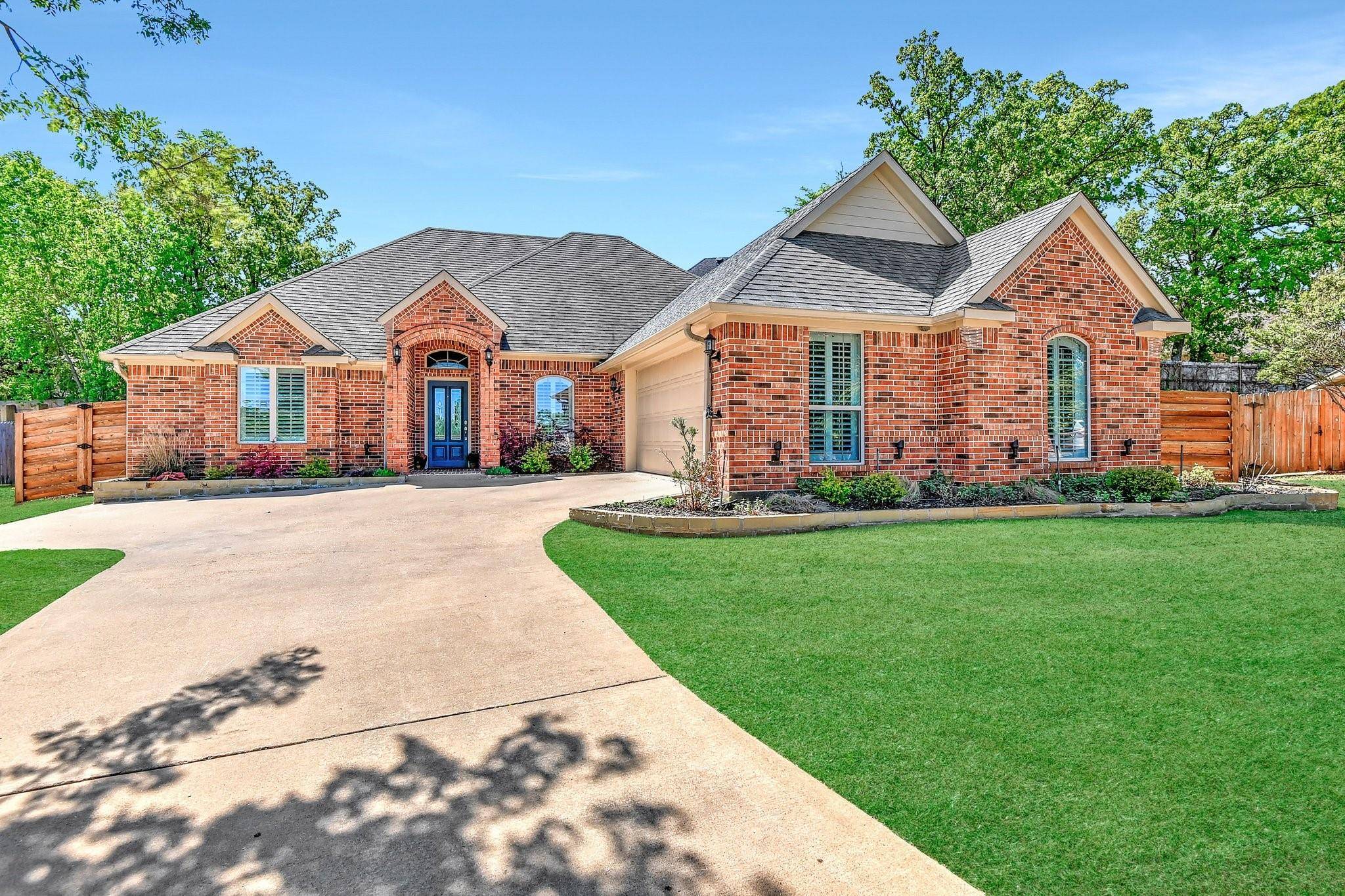 Denison, TX 75020,2510 Renaissance Circle