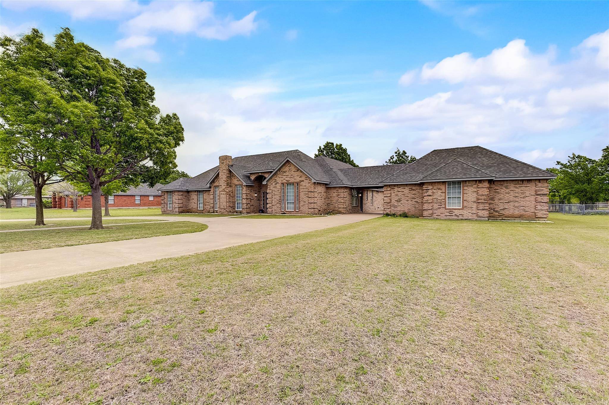 Crowley, TX 76036,1221 Sharondale Drive