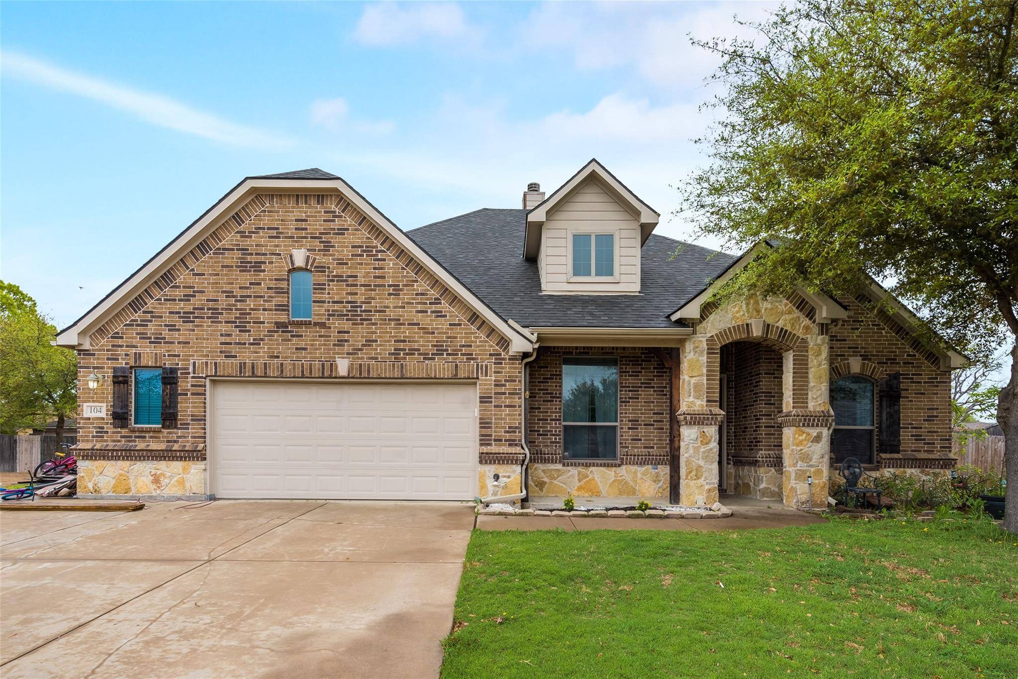 Waxahachie, TX 75165,104 Cactus Court