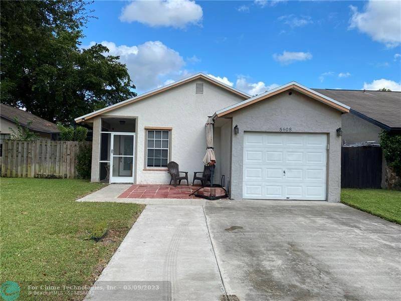 Cooper City, FL 33328,5608 SW 98th Way