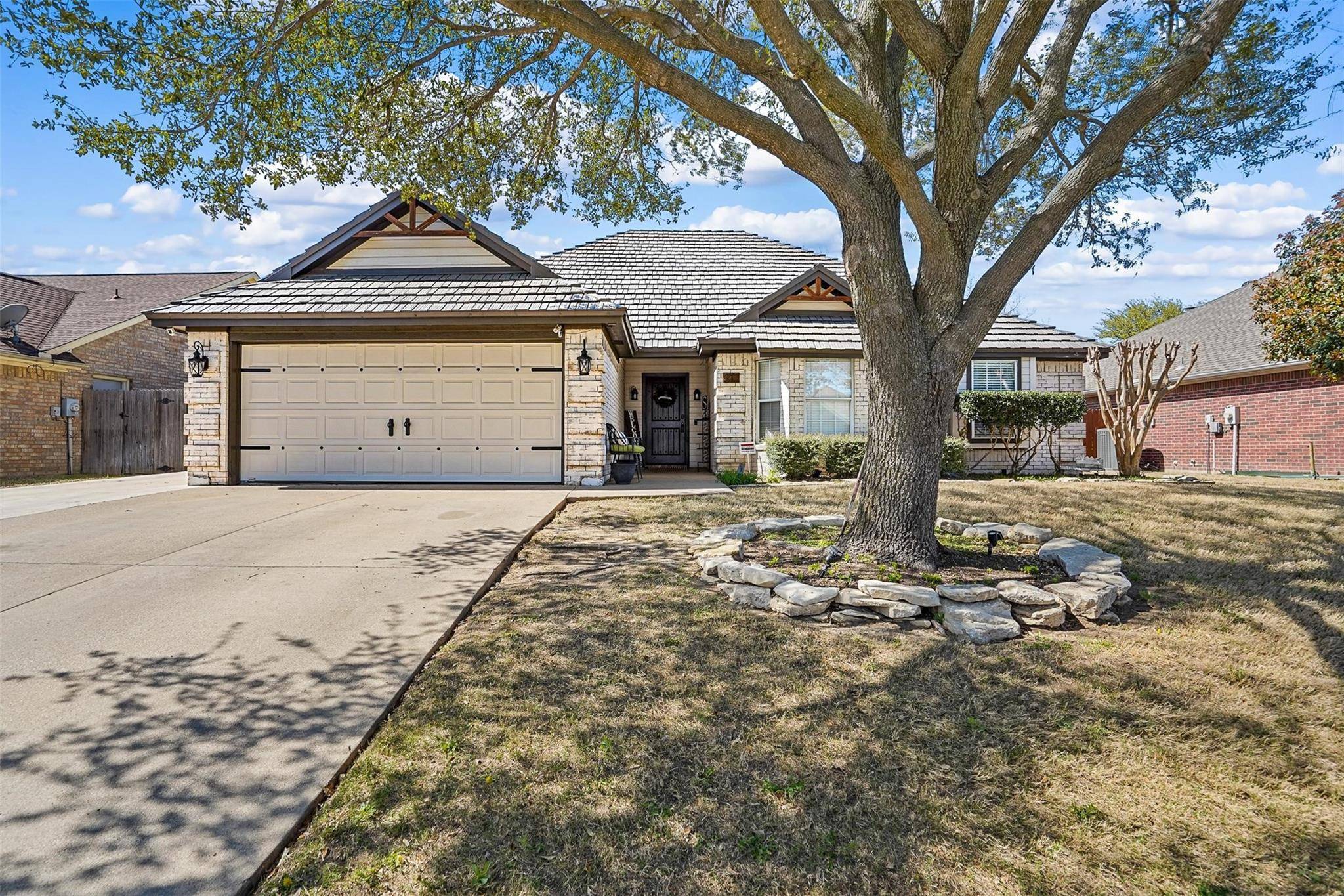 Burleson, TX 76028,317 Bicole Drive