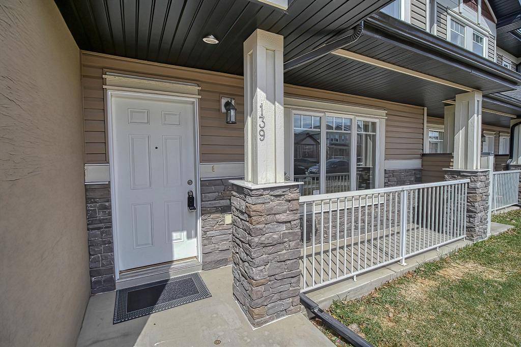 Calgary, AB T2Z 0N5,139 Prestwick Villas SE