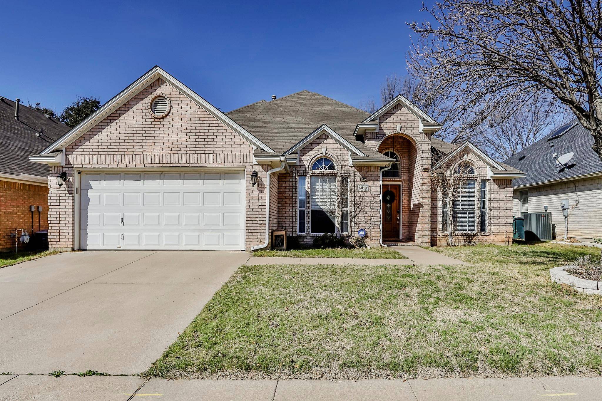 Haltom City, TX 76137,5821 Echo Bluff Drive