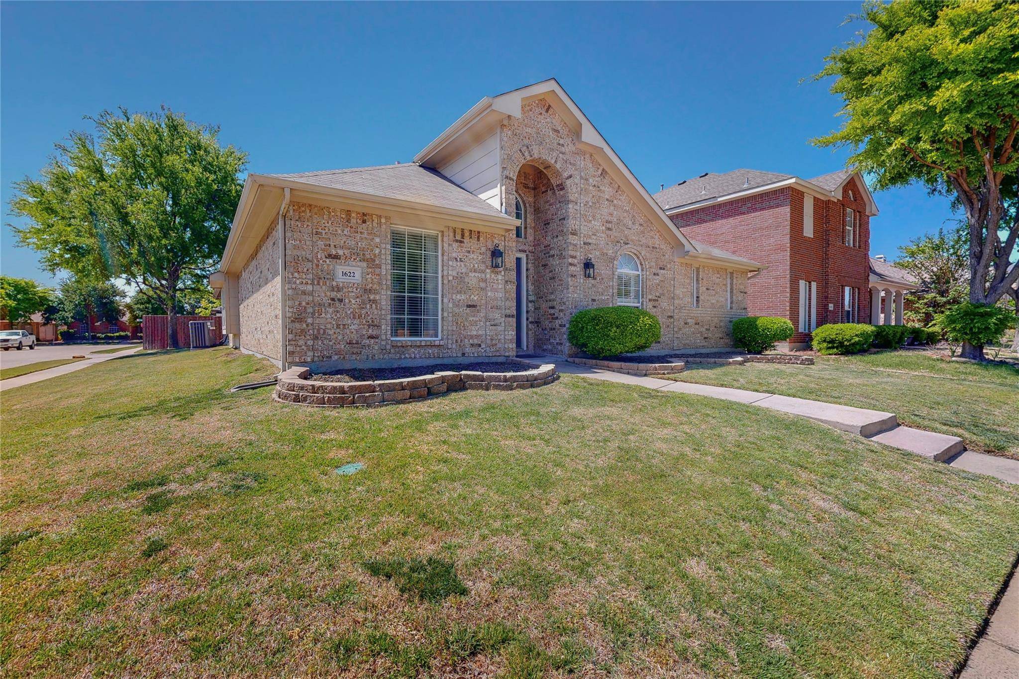 Allen, TX 75002,1622 Oak Brook Lane