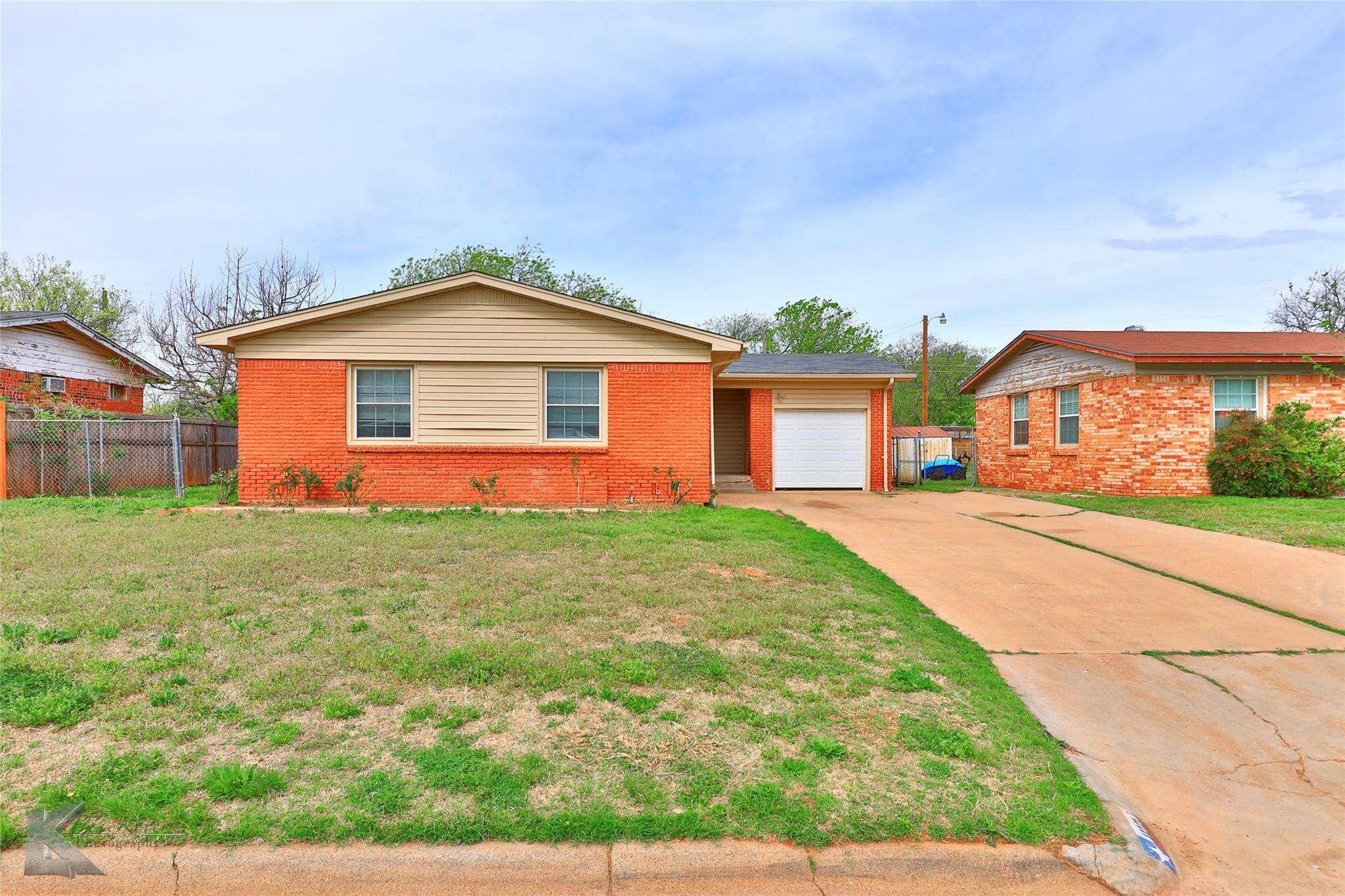 Abilene, TX 79603,1964 Bridge Avenue