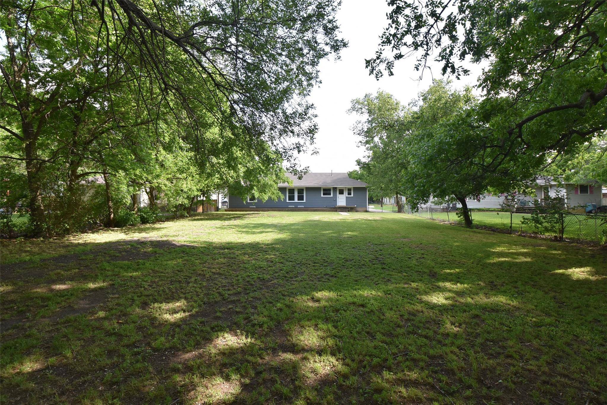 Hillsboro, TX 76645,1037 Park Drive