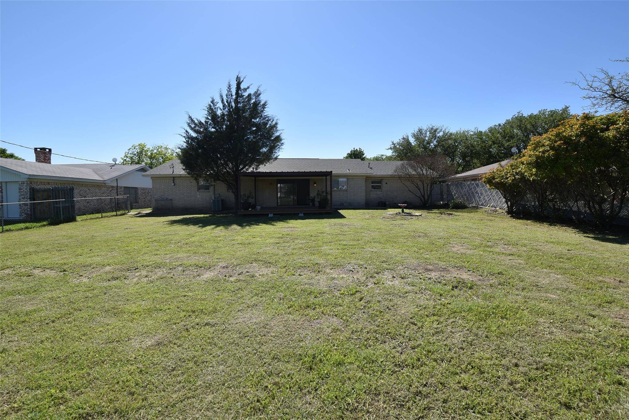 Hillsboro, TX 76645,116 Mockingbird Lane